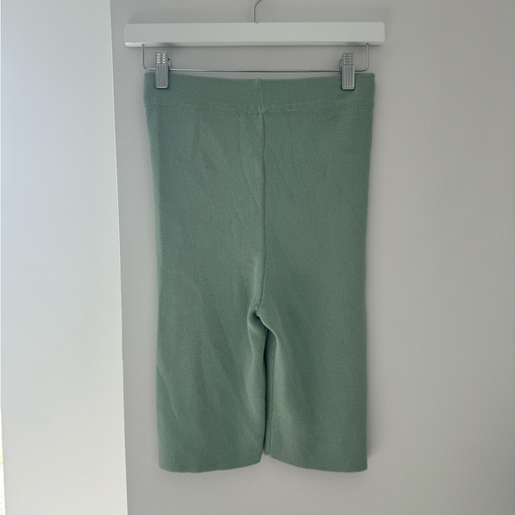 MNG Premium Ribbed Cyclist Bermuda Leggings - Picture 3 of 5